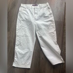Gloria Vanderbilt White Capri Pants Size 12